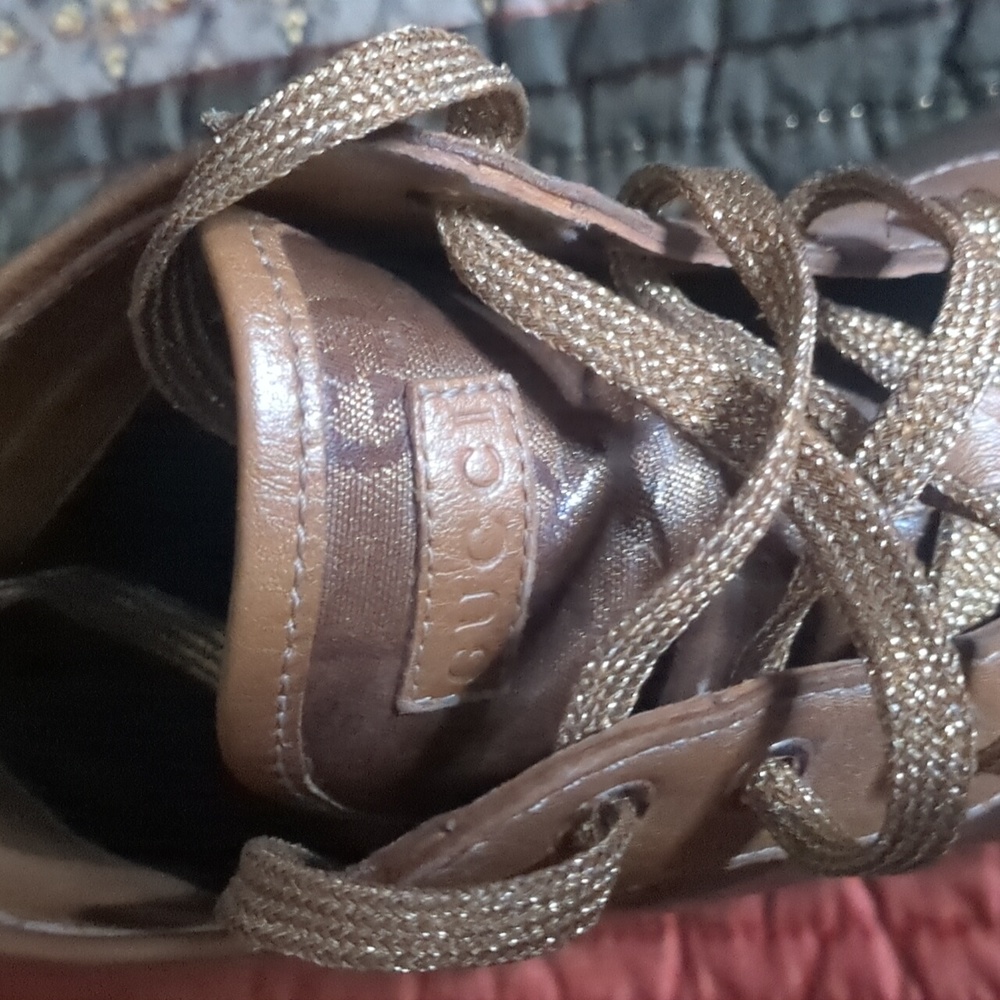 GUCCI* ladies size 38 hitop coated leather lace up round toe rubber sole sneaker - Picture 12 of 17